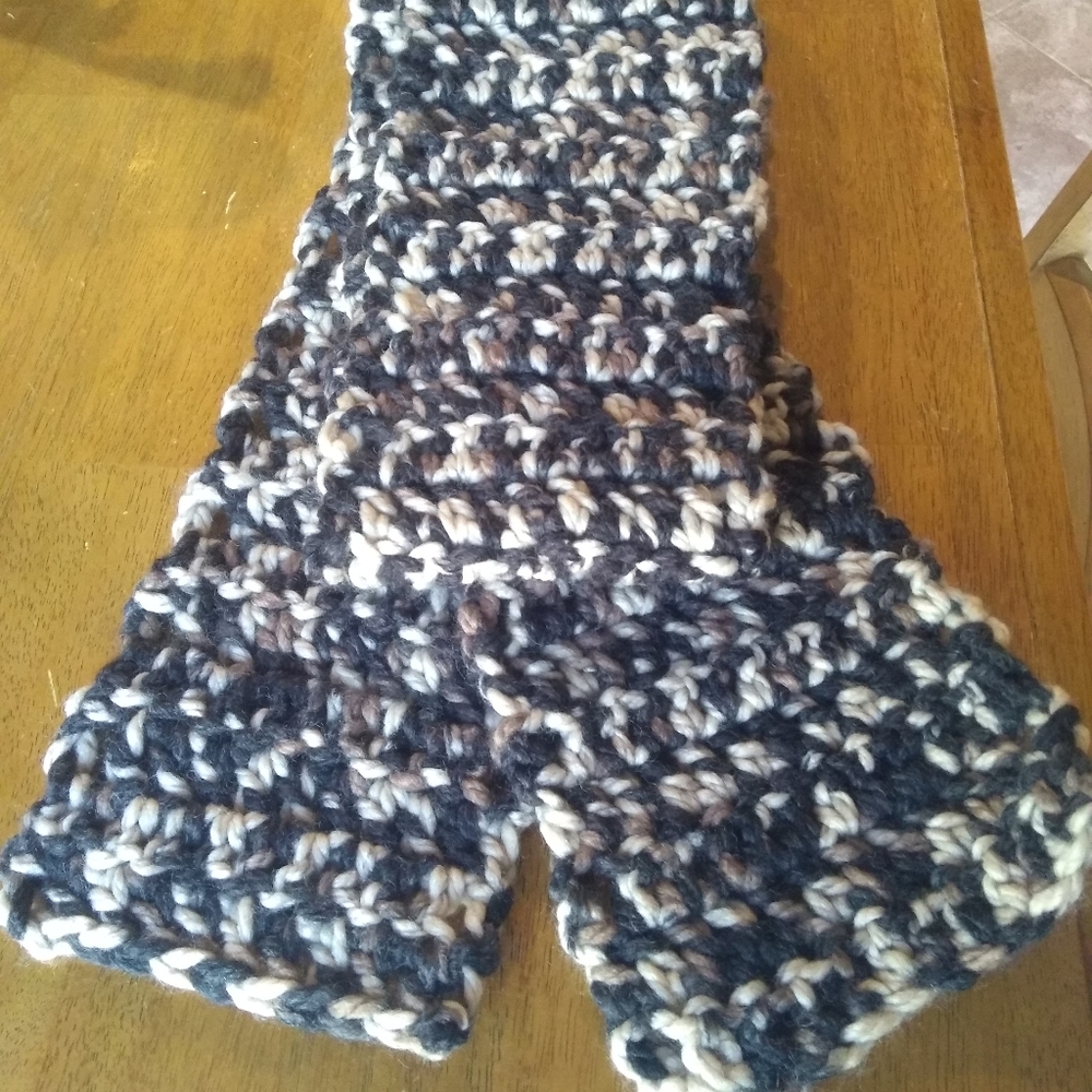 Handmade unisex scarf